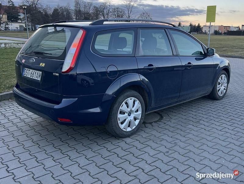 Granatowy Używany 2008 Ford Focus Kombi | 12 900 zł (Dość drogi) - Obraz 1/4