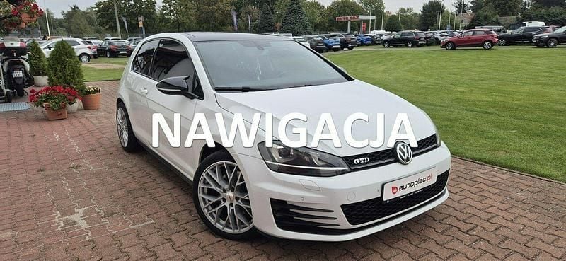 Biały Używany 2013 VW Golf VII Hatchback | 47 800 zł (Drogi) - Obraz 1/4