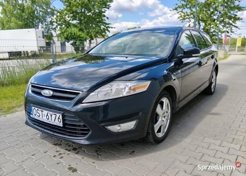 Czarny Używany 2011 Ford Mondeo Kombi | 17 900 zł (Uczciwa cena) - Obraz 1/4
