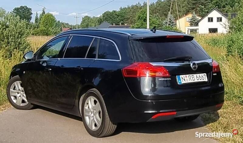 Czarny Używany 2009 Opel Insignia Sedan/Limuzyna | 21 500 zł (Uczciwa cena) - Obraz 1/4