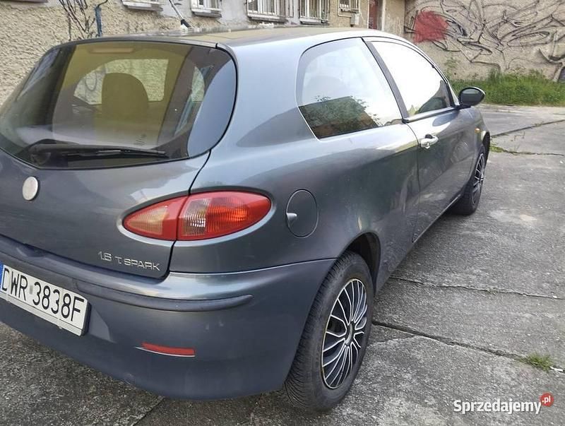 Używany Alfa Romeo 147 2004 Niebieski Hatchback