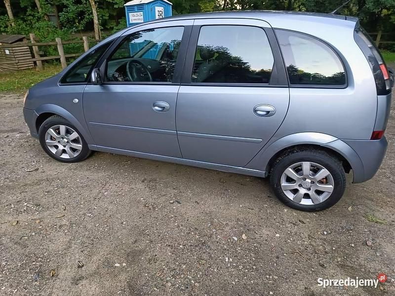 Szary Używany 2006 Opel Meriva Minivan | 8500 zł (Uczciwa cena) - Obraz 1/4