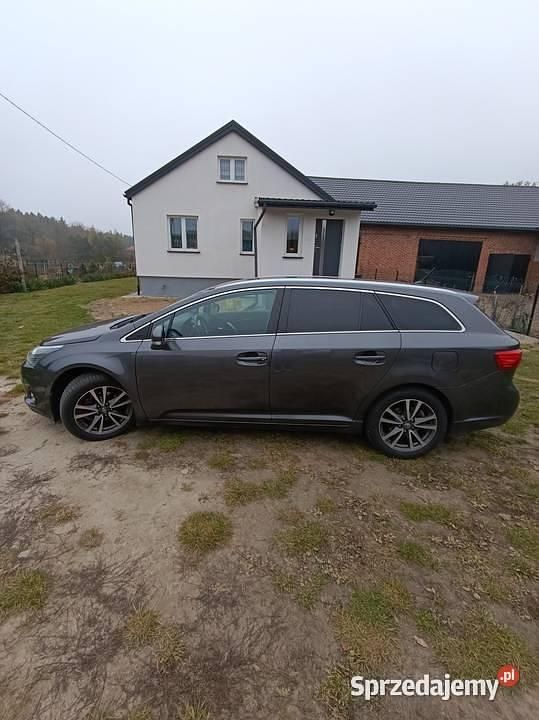 Używany 2015 Toyota Avensis Kombi | 30 900 zł (Dobra cena) - Obraz 1/4