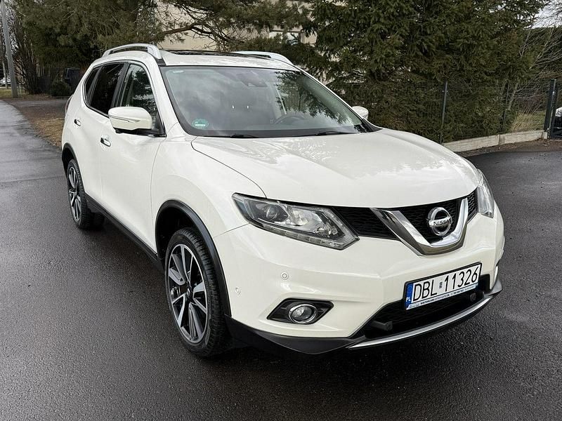 Używany Nissan X-Trail 360º 163 KM (119 kW) 2017 Biały SUV