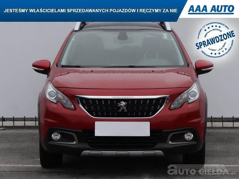 Używany Peugeot 2008 2018 Czerwony SUV