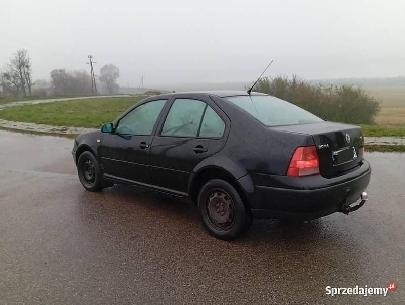 Czarny Używany 1999 VW Bora Sedan/Limuzyna | 2200 zł (Dobra cena) - Obraz 1/3