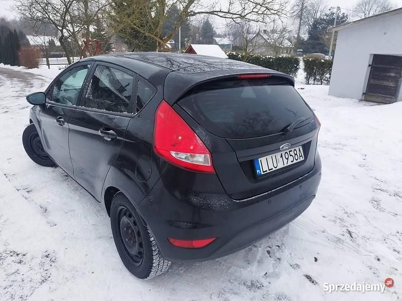 Używany Ford Fiesta 2011 Czarny Hatchback