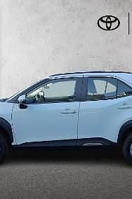 Używany Toyota Yaris Cross Comfort 125 KM (91 kW) 2022 Biały SUV