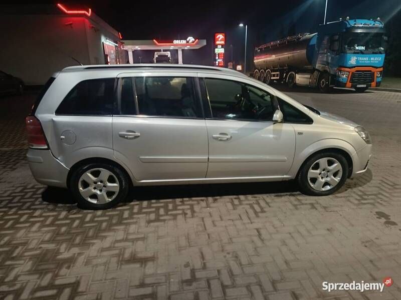 Używany Opel Zafira 2006 Minivan