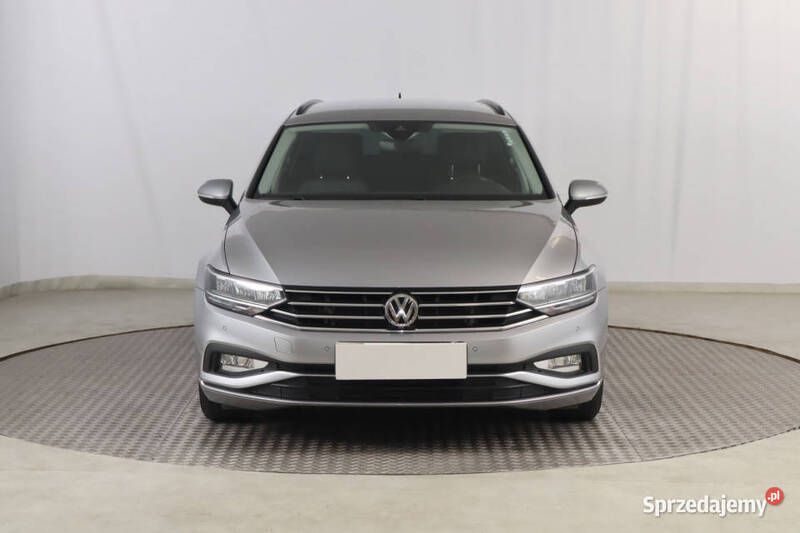 Szary Używany 2019 VW Passat Kombi | 75 999 zł (Dość drogi) - Obraz 1/4