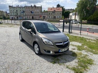 Szary Używany 2015 Opel Meriva Cosmo Minivan | 27 900 zł (Uczciwa cena) - Obraz 1/4