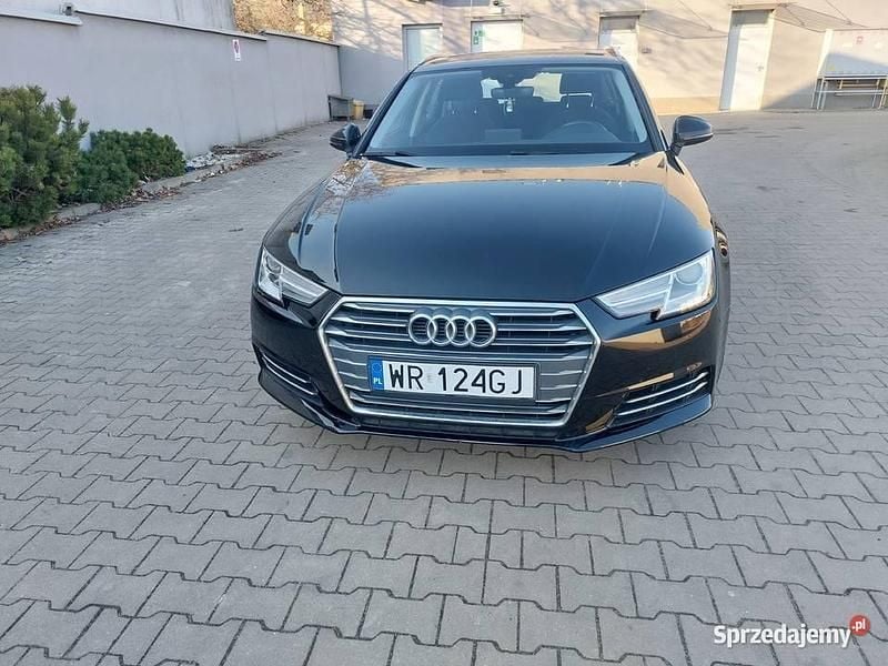 Czarny Używany 2016 Audi A4 Kombi | 53 900 zł (Uczciwa cena) - Obraz 1/4