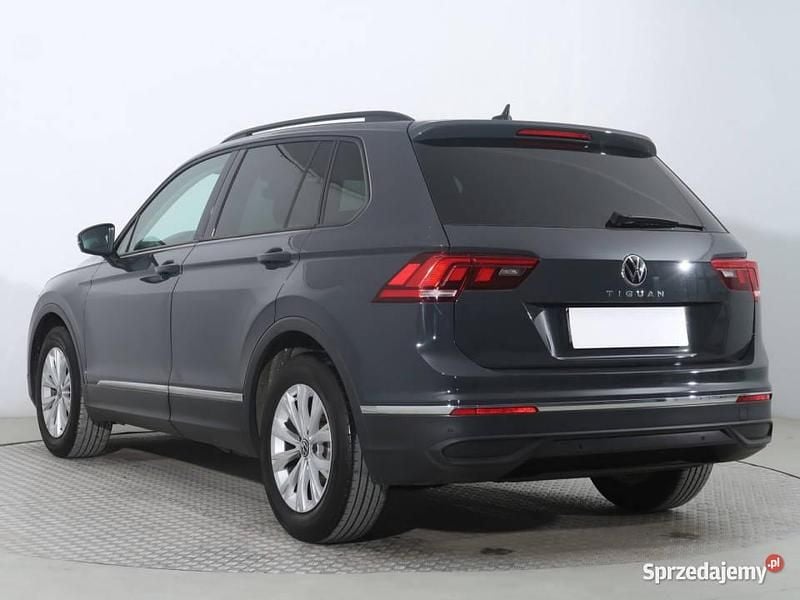 Używany VW Tiguan 2022 Szary SUV