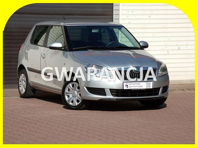 Srebrny Używany 2013 Skoda Fabia Hatchback | 16 900 zł (Uczciwa cena) - Obraz 1/4