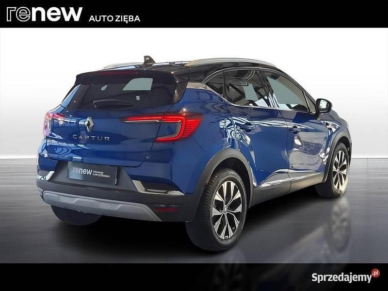 Używany Renault Captur Techno 140 KM (102 kW) 2024 Niebieski SUV