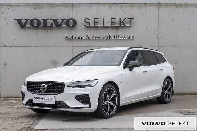Biały Używany 2025 Volvo V60 Kombi | 199 900 zł (Drogi) - Obraz 1/3