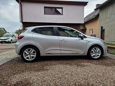 Srebrny Używany 2021 Renault Clio V Sedan/Limuzyna | 56 000 zł (Uczciwa cena) - Obraz 1/4
