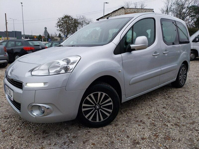 Srebrny Używany 2013 Peugeot Partner Minivan | 26 800 zł (Uczciwa cena) - Obraz 1/4