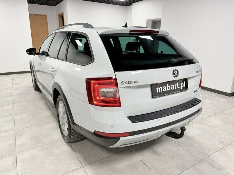 Używany Skoda Octavia 184 KM (135 kW) 2016 Biały Kombi