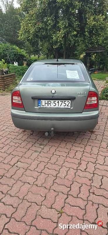 Zielony Używany 2002 Skoda Octavia Hatchback | 4700 zł (Uczciwa cena) - Obraz 1/4