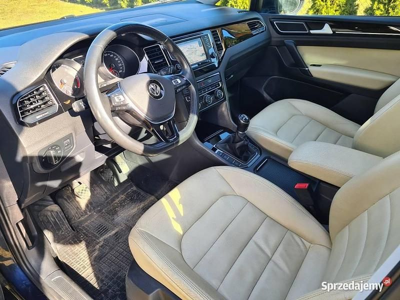 Używany VW Golf Sportsvan Comfortline 2015 Granatowy Minivan