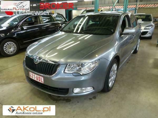 Srebrny (metalik) Używany 2009 Skoda Superb Sedan/Limuzyna | 44 660 zł - Obraz 1/4