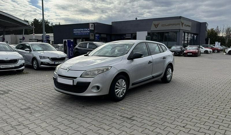 Srebrny Używany 2009 Renault Mégane GrandTour Kombi | 12 900 zł (Dobra cena) - Obraz 1/4