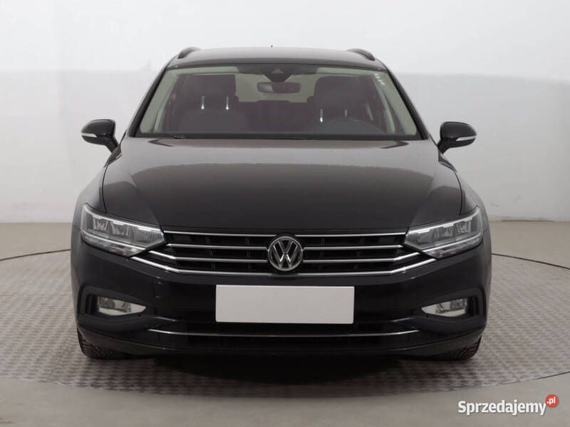 Czarny Używany 2019 VW Passat Kombi | 72 999 zł (Uczciwa cena) - Obraz 1/4
