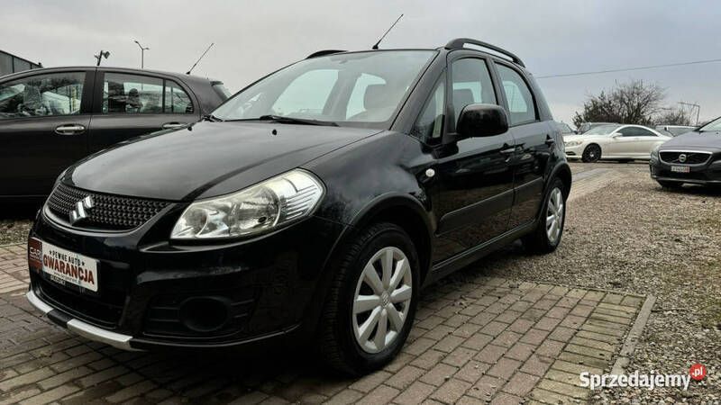 Czarny (metalik) Używany 2013 Suzuki SX4 Hatchback | 27 999 zł (Dobra cena) - Obraz 1/4