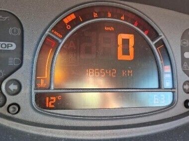 Używany 2006 Renault Modus Minivan | 6900 zł - Obraz 1/4