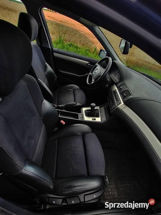 Używany BMW 318 2002 Niebieski Sedan/Limuzyna