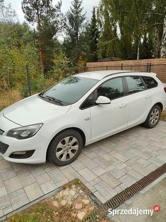 Używany 2015 Opel Astra Kombi | 25 000 zł (Uczciwa cena) - Obraz 1/4