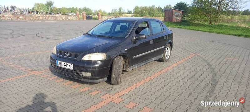 Czarny Używany 2000 Opel Astra Hatchback | 4500 zł (Dość drogi) - Obraz 1/4