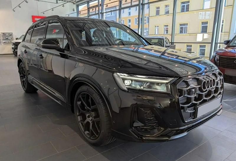 Czarny (metalik, perła) Nowe 2025 Audi Q7 SUV | 332 187 zł (Dość drogi) - Obraz 1/4