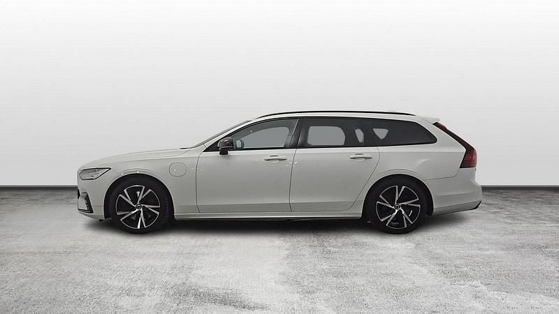 Używany Volvo V90 303 KM (222 kW) 2021 Biały Kombi