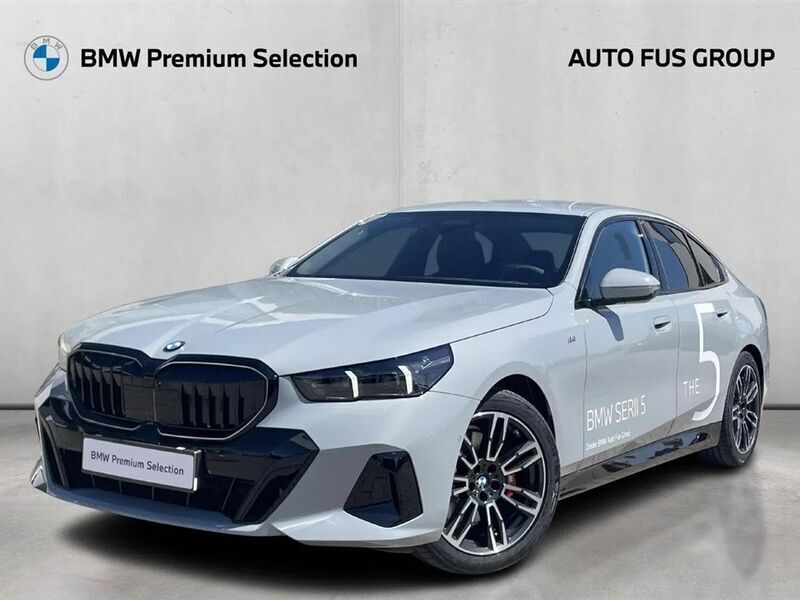 Szary brooklyn m metalizowany Używany 2025 BMW 520 Comfort Edition Sedan/Limuzyna | 321 900 zł - Obraz 1/3