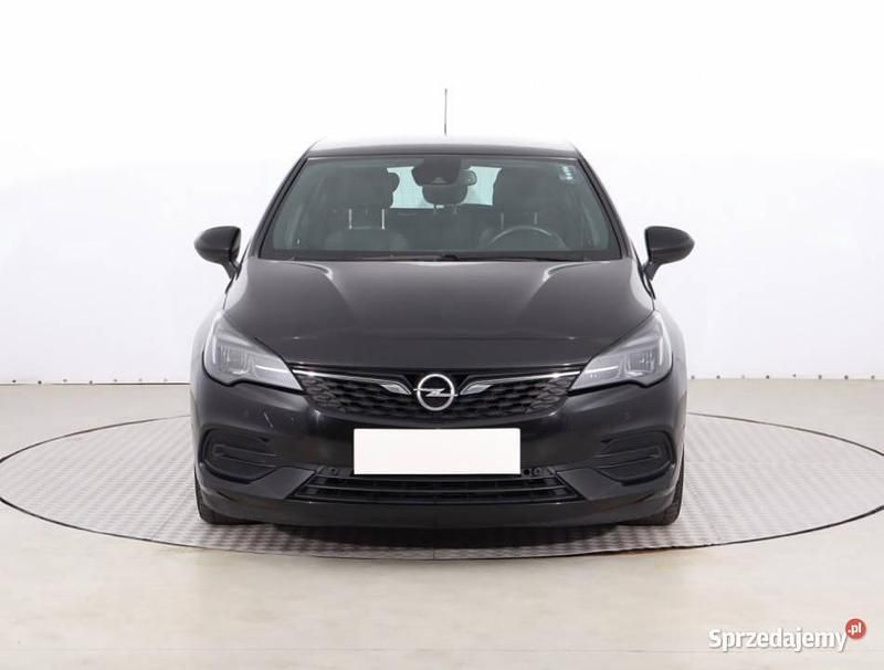 Czarny Używany 2019 Opel Astra Hatchback | 45 999 zł (Uczciwa cena) - Obraz 1/4
