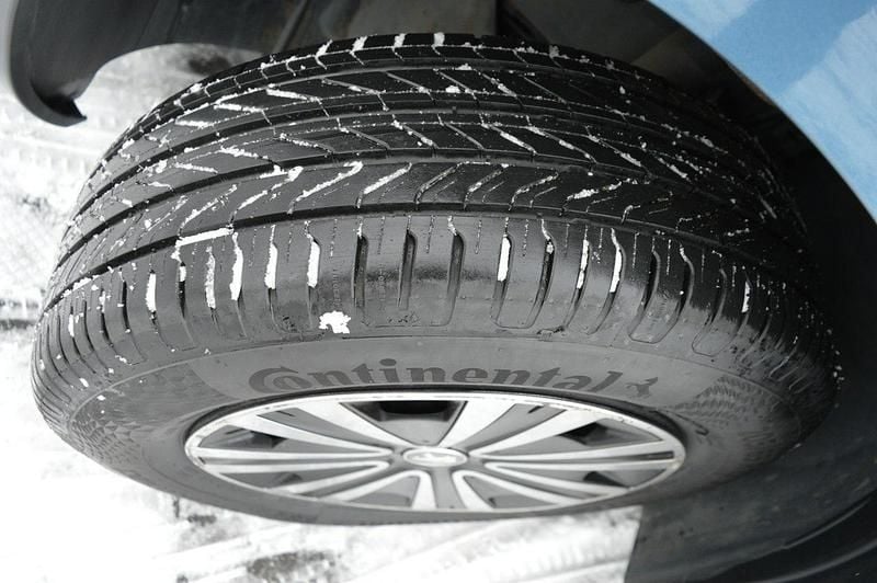 Używany Peugeot Partner 75 KM (55 kW) 2012 Niebieski (metalik) Minivan