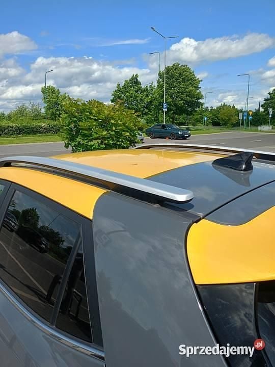 Używany 2022 Kia Stonic SUV | 56 000 zł - Obraz 1/4