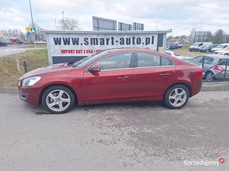Bordowy Używany 2011 Volvo S60 Sedan/Limuzyna | 34 900 zł - Obraz 1/4