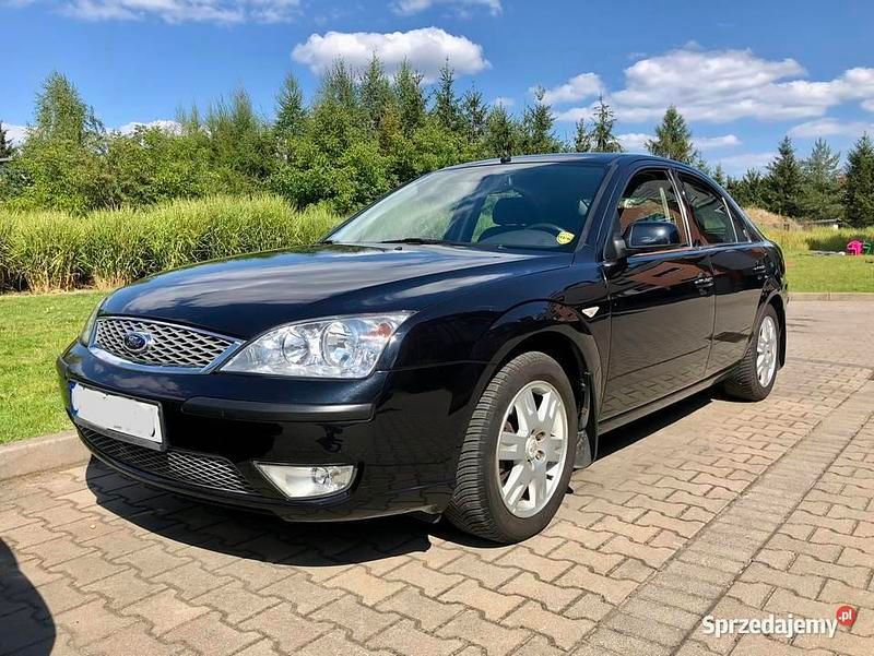 Używany Ford Mondeo Ghia 2006 Czarny Sedan/Limuzyna