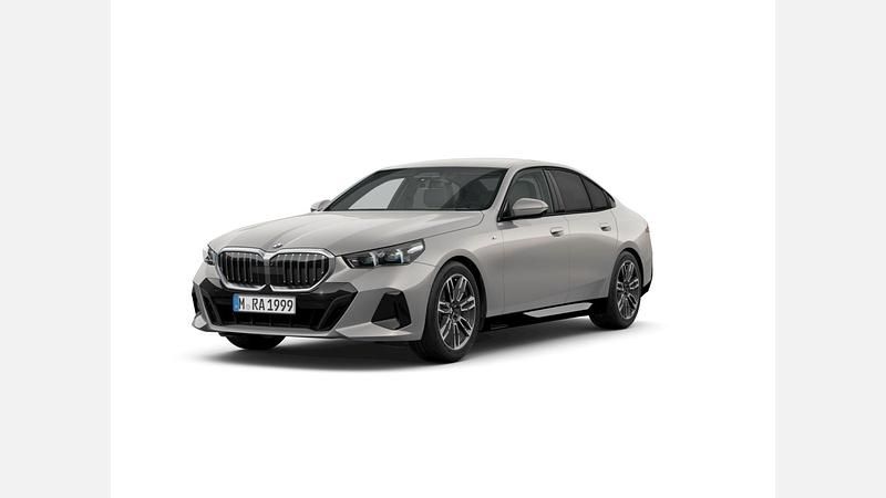 Szary oxide metalizowany Używany 2024 BMW 520 Comfort Edition Sedan/Limuzyna | 249 900 zł - Obraz 1/3