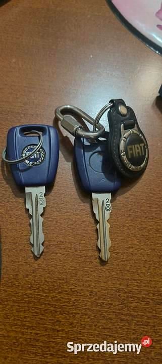 Granatowy Używany 2002 Fiat Punto Hatchback | 4800 zł (Drogi) - Obraz 1/4