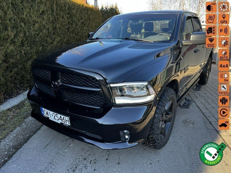 Czarny (metalik, perła) Używany 2017 Dodge Ram Pickup | 129 900 zł (Drogi) - Obraz 1/4