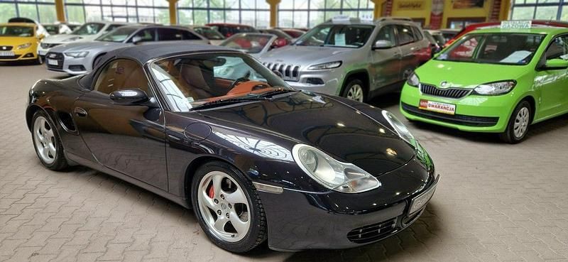 Czarny (metalik) Używany 2001 Porsche Boxster Kabriolet | 67 900 zł - Obraz 1/4