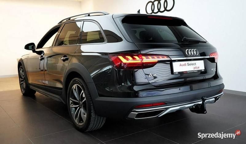 Używany Audi A4 Allroad Ambiente 204 KM (150 kW) 2023 Czarny Kombi