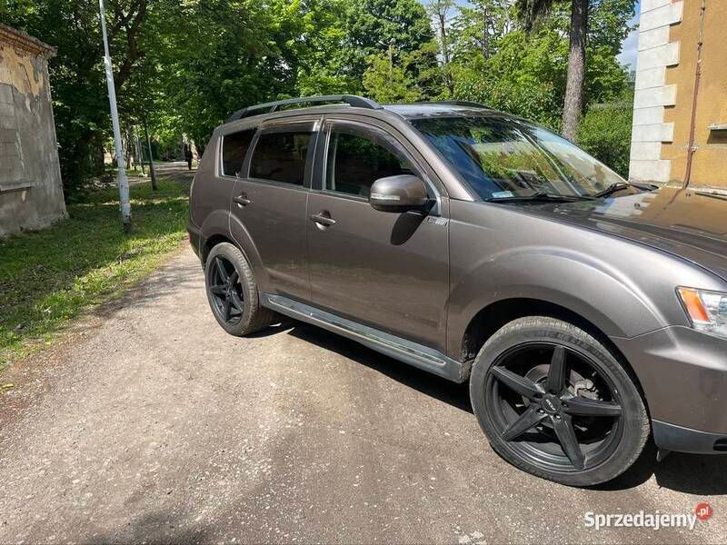 Używany 2011 Mitsubishi Outlander SUV | 30 000 zł (Uczciwa cena) - Obraz 1/4