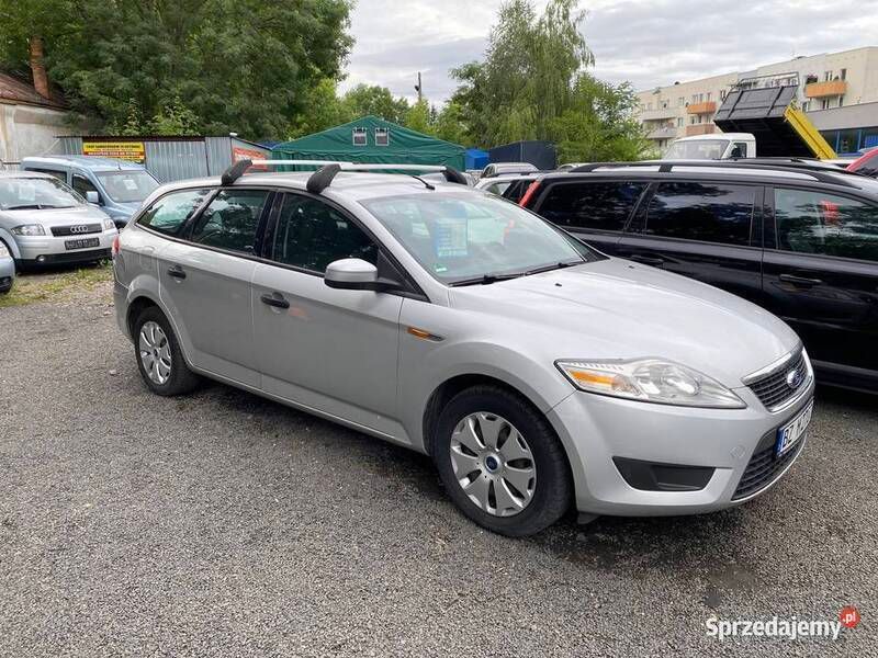 Używany Ford Mondeo 2010 Srebrny Sedan/Limuzyna