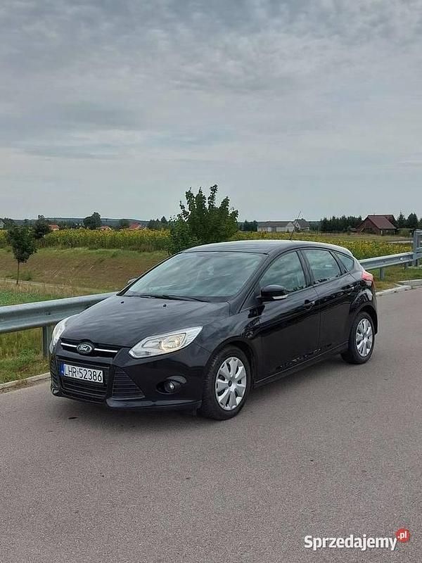 Czarny Używany 2011 Ford Focus Hatchback | 23 000 zł (Dość drogi) - Obraz 1/4