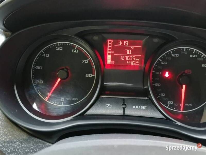 Używany Seat Ibiza 70 KM (51 kW) 2012 Czarny Hatchback